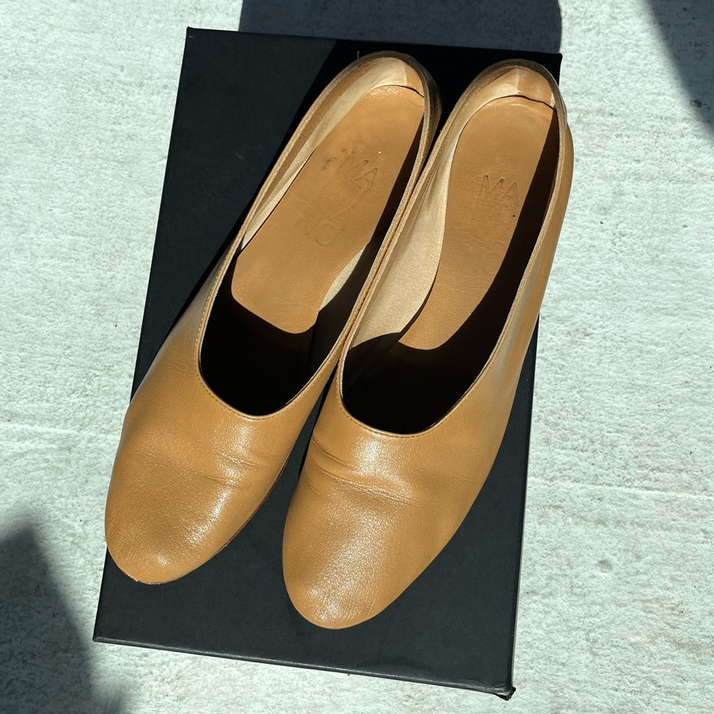 Martiniano Camel Glove Flats Size 7